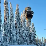 Mukava Saunallinen Kaksio Omalla Sisaeaenkaeynnillae Ja Ilmaisella Autopaikalla Appartamento *