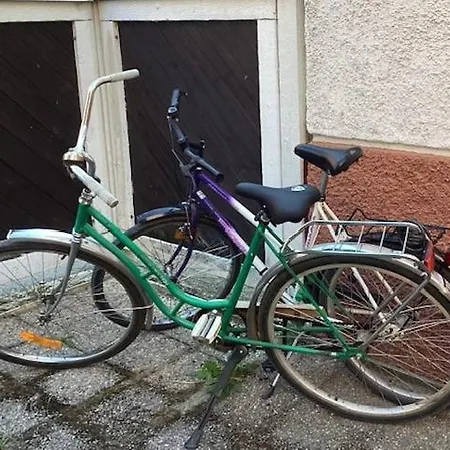 Apartmán Mukava Saunallinen Kaksio Omalla Sisaeaenkaeynnillae Ja Ilmaisella Autopaikalla